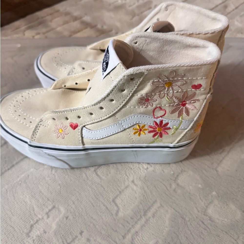 Vans High-Top Sneakers - Cream with Floral Embroidery